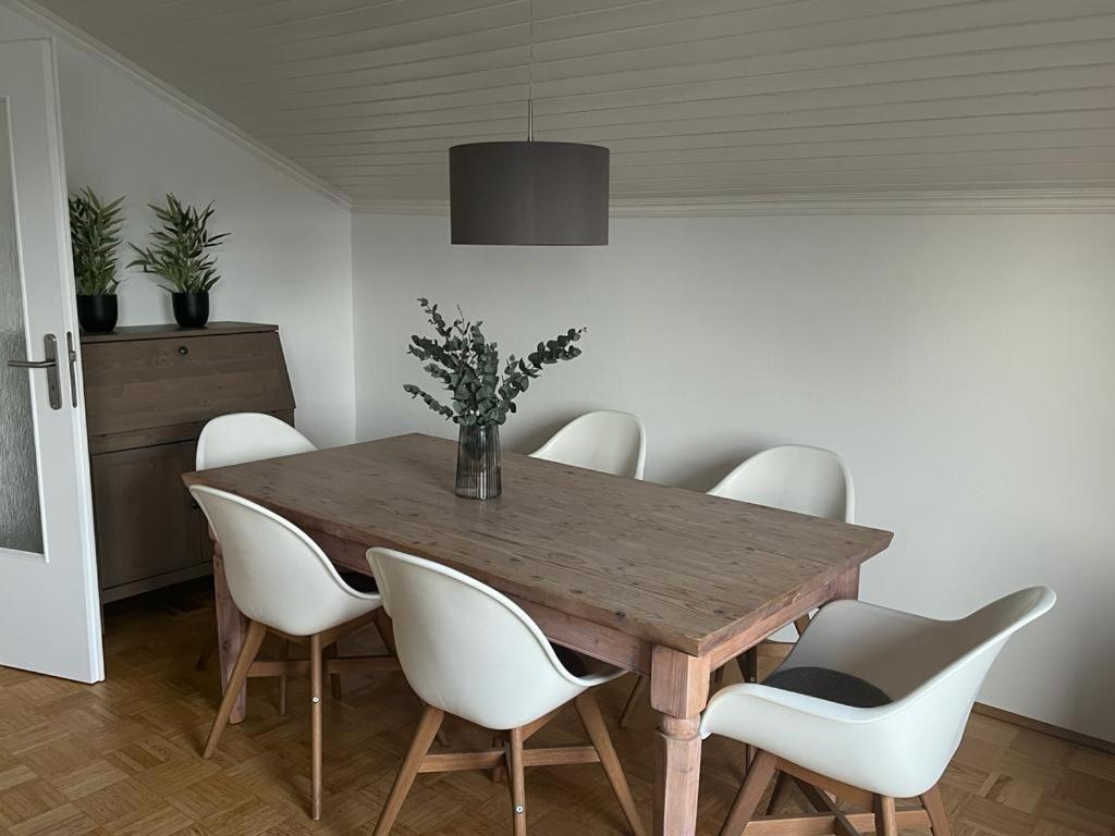 Helle, Ruhige Ferienwohnung Mit Balkon Bad Tolz Bagian luar foto